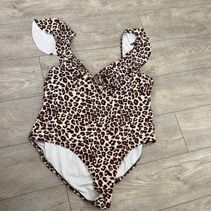 CHEETAH PRINT PLUS SIZE SWIMSUIT